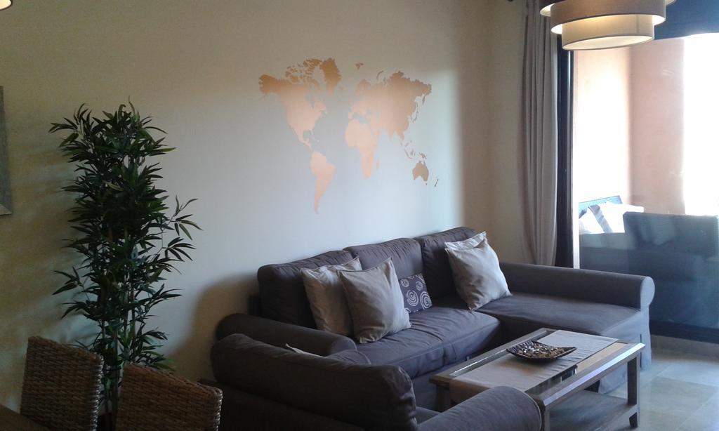 Apartment Manilva Bilik gambar